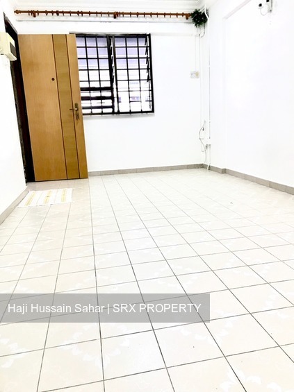 Jurong East Street 21 thumbnail photo